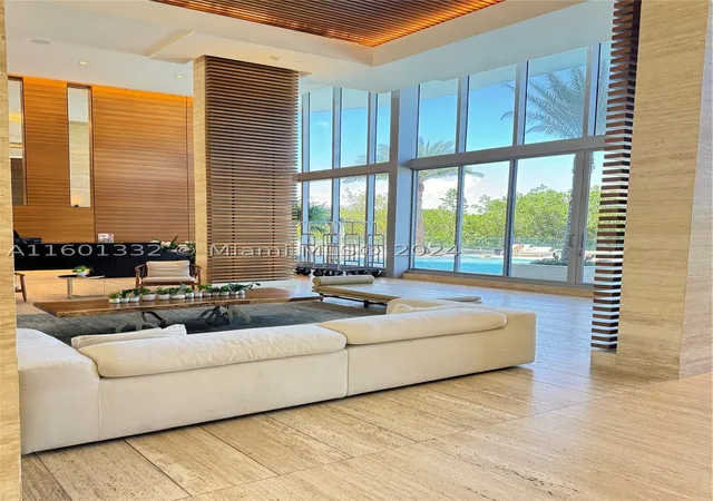 Photo 4 of Condo for sale at 16385 Biscayne Blvd #2421, Aventura, FL 33160 | MLS# A11601332 | Listing updated on 2026-10-06