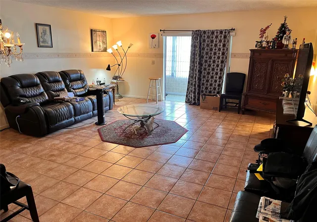 2nd image of 4851 Nw 21St St #105, Lauderhill, FL 33313 | MLS# F10445016