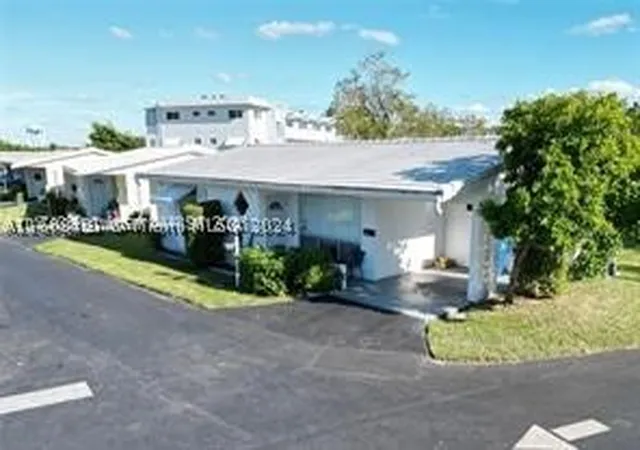 Photo 2 of Single family home for sale at (Undisclosed), Hollywood, FL 33021 | MLS# A11608491 | Listing updated on 2026-06-06