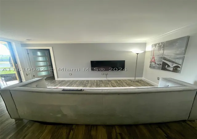 Listing Photo 2 - Condo for sale in building located at 11800 Sw 18Th St, Miami, FL 33175 - Unit #131-4