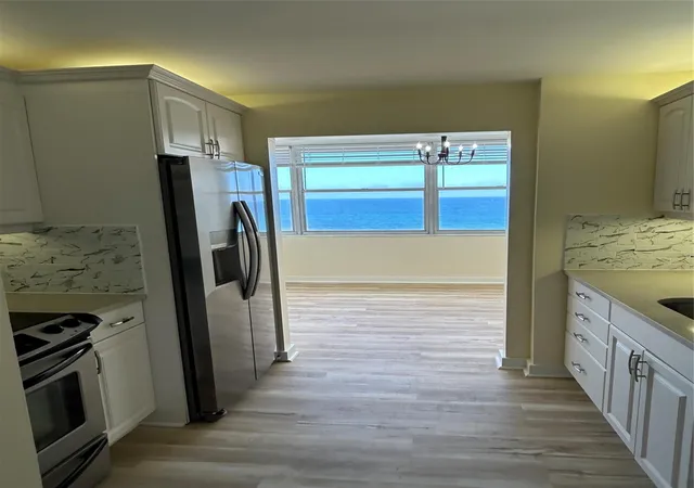 4th image of 111 Briny Ave #1401, Pompano Beach, FL 33062 | MLS# F10447482