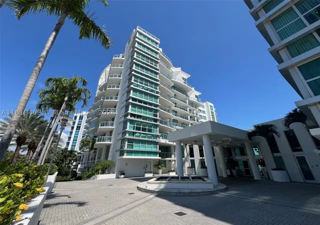 4th image of 3131 Ne 188Th St #1-609, Aventura, FL 33180 | MLS# A11618463