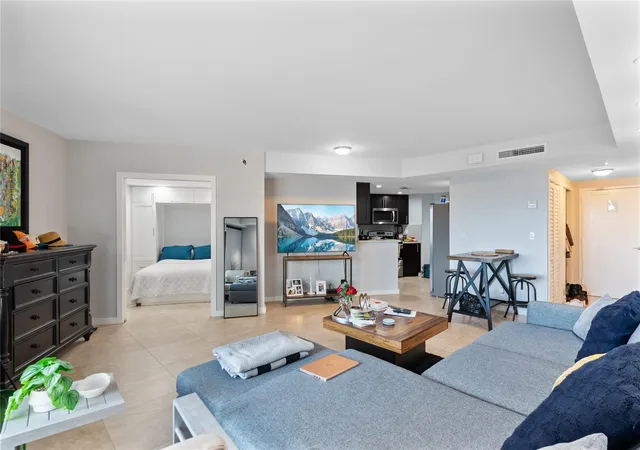 Homes for sale in Fort Lauderdale, FL | 3800 Galt Ocean Dr #202, Fort Lauderdale, FL 33308 | MLS# F10450574