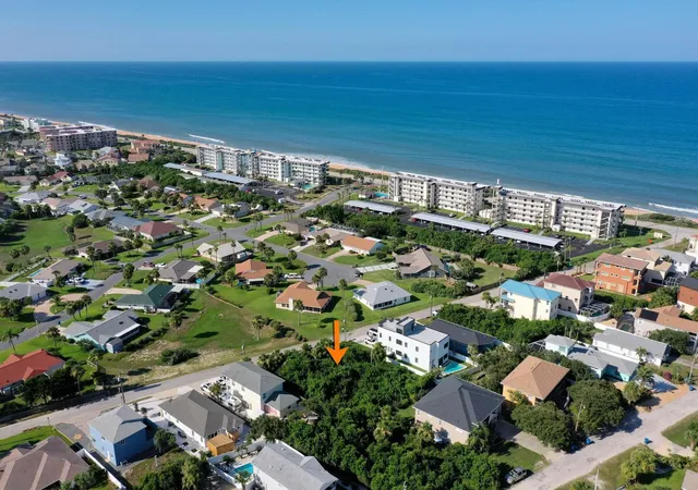 2nd image of 120 Via Madrid, Ormond Beach, FL 32176 | MLS# F10450742