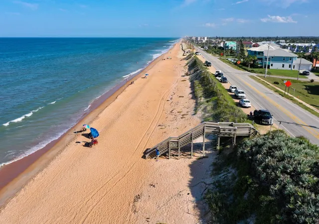 3rd image of 120 Via Madrid, Ormond Beach, FL 32176 | MLS# F10450742