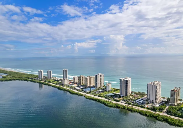 3rd image of 5380 N Ocean Dr #10d, Riviera Beach, FL 33404 | MLS# R11004830