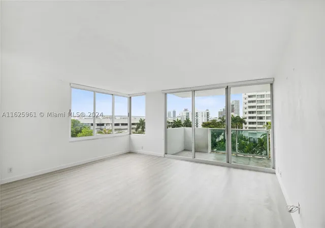 3rd image of 1200 West Ave #515, Miami Beach, FL 33139 | MLS# A11625961