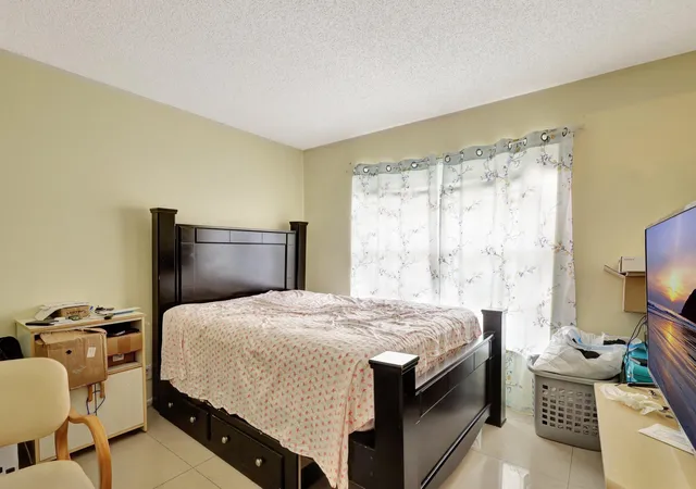 4th image of 4700 W Lucerne Lakes Blvd W, Lake Worth, FL 33467