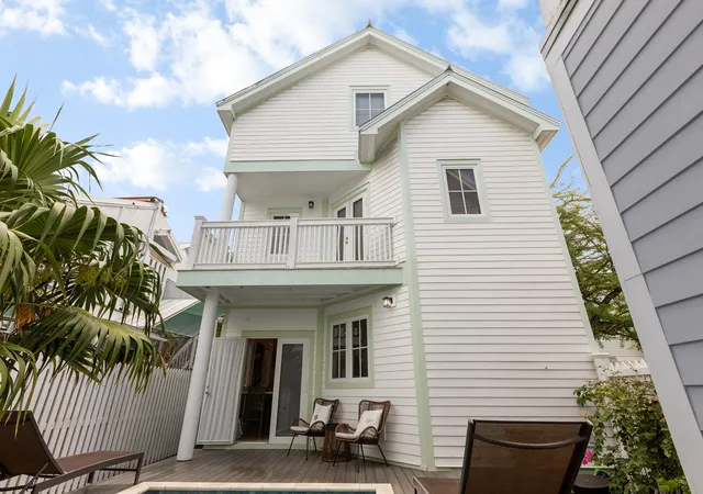 Homes for sale in Key West, FL | 1011 Simonton Street, Key West, FL 33040 | Houzeo