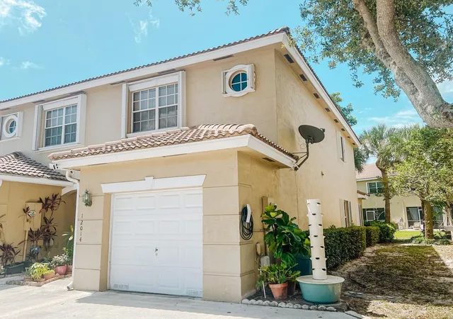 1st image of 12014 Sw 2nd St, Pembroke Pines, FL 33025 | MLS# F10453373