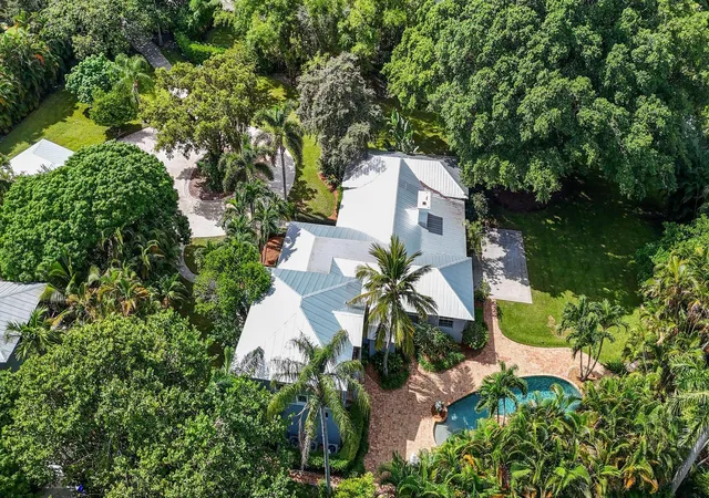 5th image of 920 Hibiscus Ln, Delray Beach, FL 33444 | MLS# R11015088