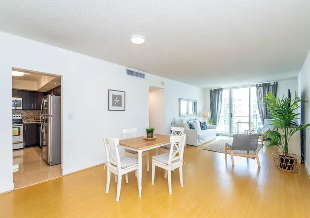 2nd image of 3901 S Ocean Dr #14c, Hollywood, FL 33019 | MLS# R11018727
