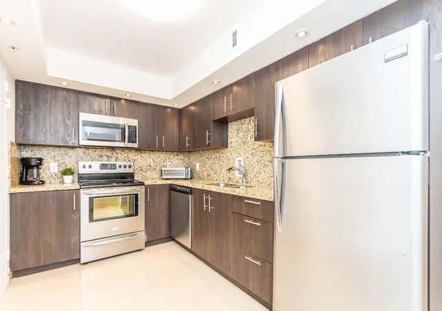 5th image of 3901 S Ocean Dr #14c, Hollywood, FL 33019 | MLS# R11018727