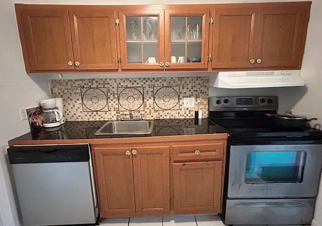 3rd image of 850 E Commercial Blvd #225c, Oakland Park, FL 33334 | MLS# F10462774