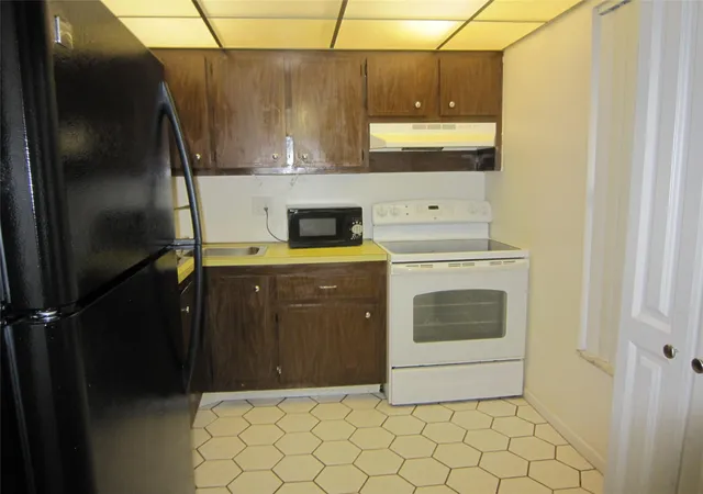 4th image of 6150 Nw 62Nd St, Tamarac, FL 33319