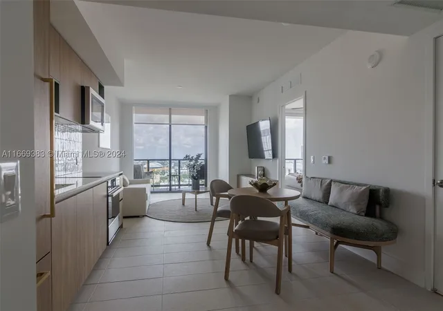 4th image of 601 Ne 1St Street #4204, Miami, FL 33132 | MLS# A11669383