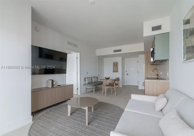 5th image of 601 Ne 1St Street #4204, Miami, FL 33132 | MLS# A11669383