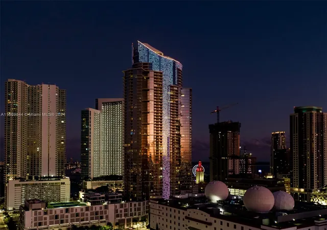 2nd image of 851 Ne 1St Ave #PH 5412, Miami, FL 33132 | MLS# A11669844