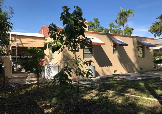 5th image of 1810 Nw 16Th Ter, Miami, FL 33125 | MLS# A11668455