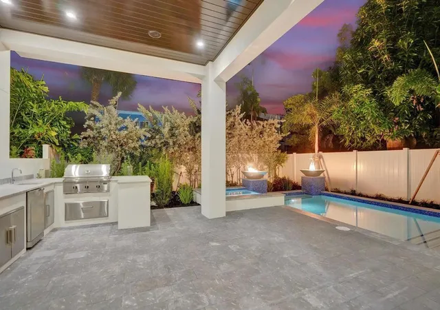 Homes for sale in Lauderdale By The Sea, FL | 4524 Seagrape Dr, Lauderdale By The Sea, FL 33308