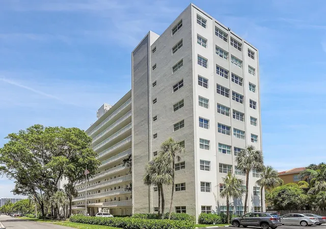 Homes for sale in Fort Lauderdale, FL | 2555 Ne 11th St #806, Fort Lauderdale, FL 33304 | MLS# F10468807