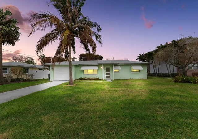 30th image of 1154 Bayshore Dr, Fort Pierce, FL 34949 | MLS# R11033615