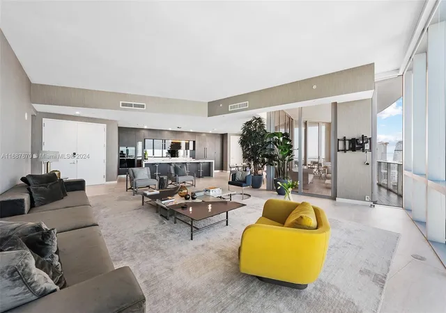 2nd image of 851 Ne 1St Ave #PH 5112, Miami, FL 33132 | MLS# A11687670