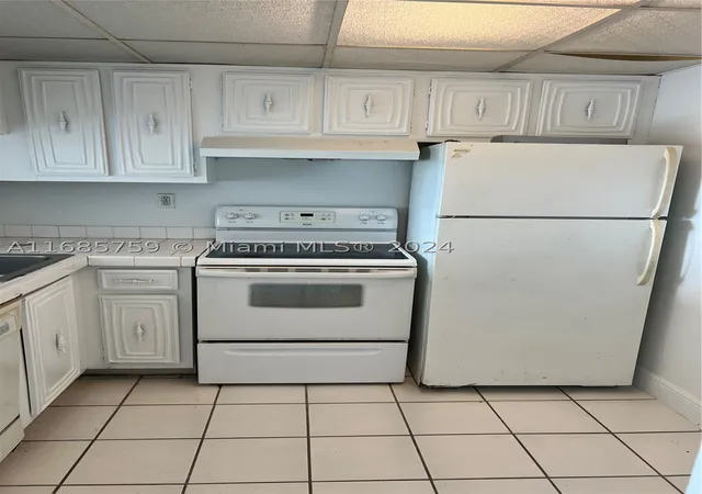 10th image of 498 Nw 165th St Rd #D-607, Miami, FL 33169 | MLS# A11685759