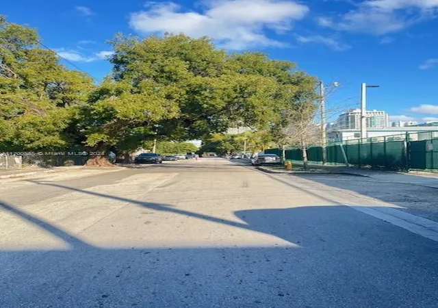 3rd image of 161 Nw 35Th St, Miami, FL 33127 | MLS# A11700585