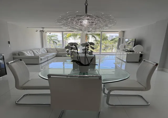 2nd image of 3546 S Ocean Blvd #418, Palm Beach, FL 33480 | MLS# R11041446
