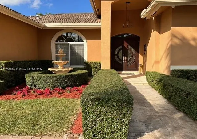 2nd image of 10601 Sw 128th St, Miami, FL 33176 | MLS# A11703830