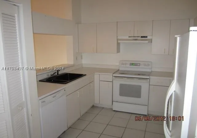 4th image of 20820 San Simeon Way #26-G, Miami, FL 33179 | MLS# A11703497