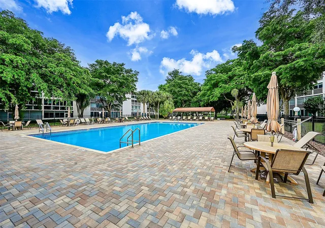 29th image of 2006 Granada Dr #A3, Coconut Creek, FL 33066 | MLS# F10474625