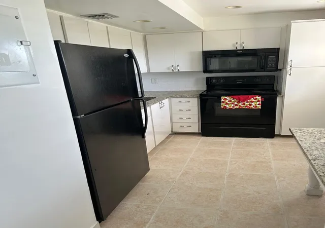 Homes for sale in Pompano Beach, FL | 2661 S Course Dr #703, Pompano Beach, FL 33069 | MLS# F10476131