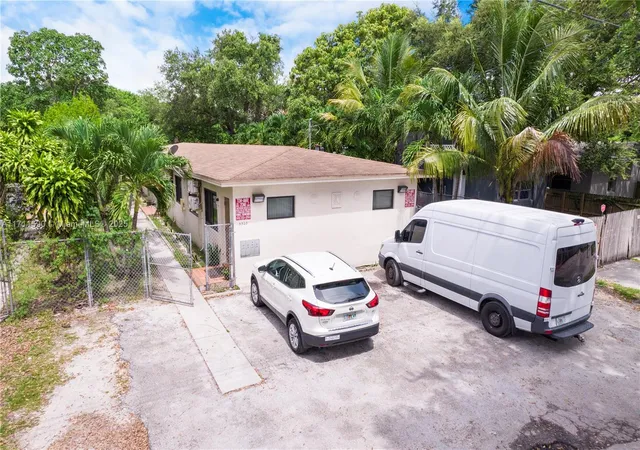 Homes for sale in Miami, FL | 5520 Ne 1St Ct, Miami, FL 33137 | MLS# A11711590