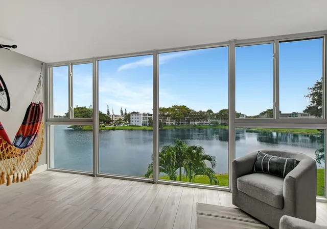 Homes for sale in Deerfield Beach, FL | 3107 Cambridge #3107, Deerfield Beach, FL 33442 | MLS# F10479052
