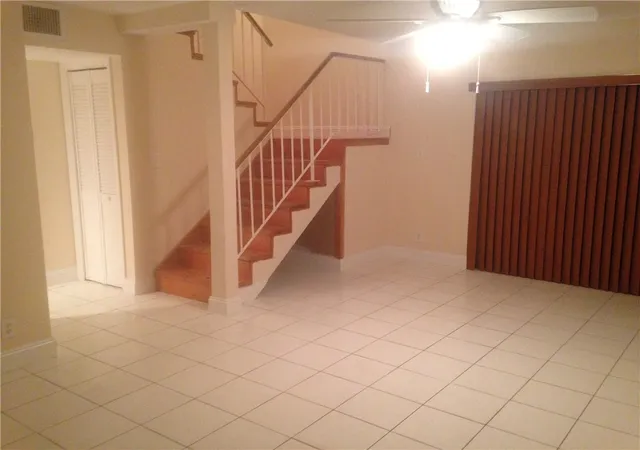 3rd image of 20840 San Simeon Way #305, Miami, FL 33179 | MLS# A11718538
