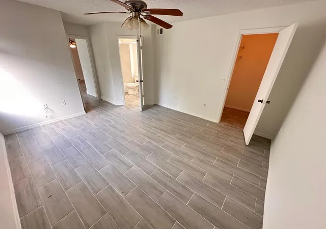 12th image of 1401 Village Blvd #1512, West Palm Beach, FL 33409 | MLS# R11049522