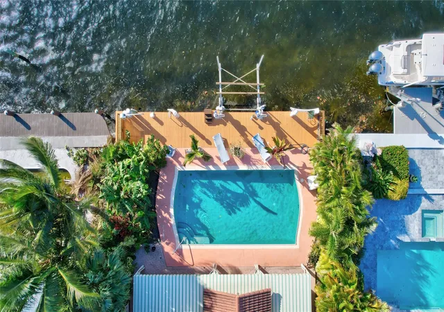 74th image of 305 S Riverside Dr, Pompano Beach, FL 33062 | MLS# F10479016