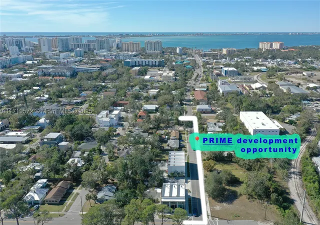 Photo 3 of Land for sale at 1744 10th St, Sarasota, FL 34236 | MLS# A11719572 | Listing updated on 2025-12-29
