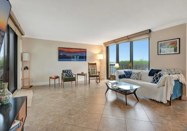Homes for sale in Singer Island, FL | 5420 N Ocean Dr #206, Singer Island, FL 33404 | MLS# R11050771