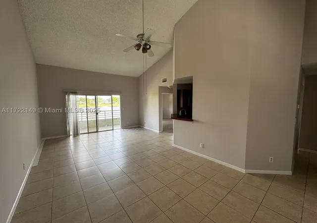 Listing Photo 4 - Condo for sale in building located at 3437 Nw 44Th St, North Lauderdale, FL 33309 - Unit #208