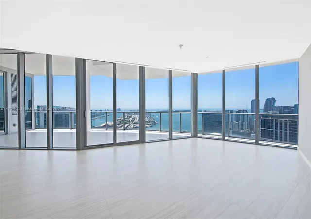 5th image of 851 Ne 1St Ave #PH 5411, Miami, FL 33132 | MLS# A11723909