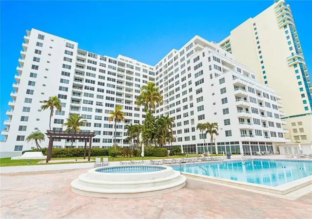 1st image of 5005 Collins Ave #1210, Miami Beach, FL 33140 | MLS# F10481037