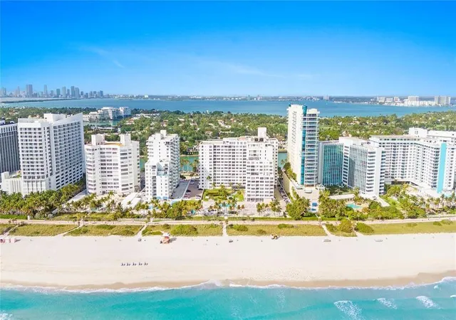2nd image of 5005 Collins Ave #1210, Miami Beach, FL 33140 | MLS# F10481037