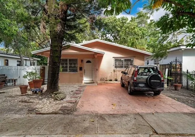 2nd image of 133 Ne 48th St, Miami, FL 33137 | MLS# A11724429