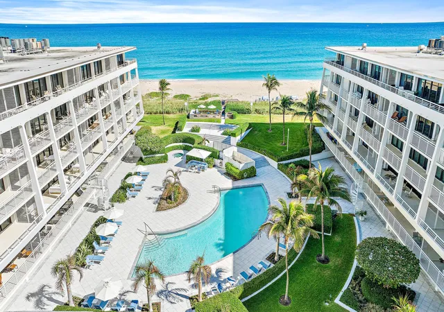 Homes for sale in Palm Beach, FL | 2600 S Ocean Blvd #102w, Palm Beach, FL 33480 | MLS# R11053333