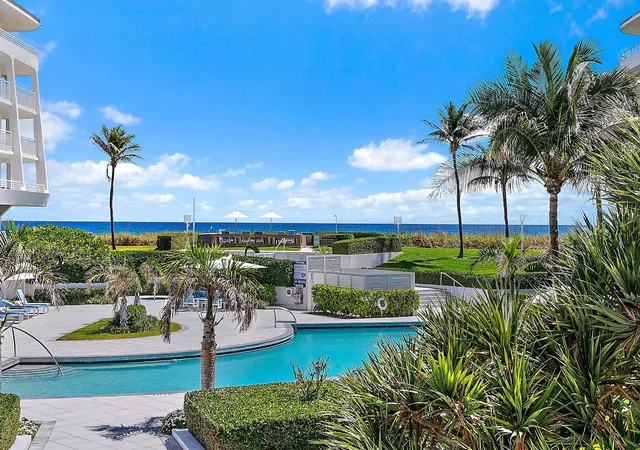 Homes for sale in Palm Beach, FL | 2600 S Ocean Blvd #102w, Palm Beach, FL 33480 | MLS# R11053333