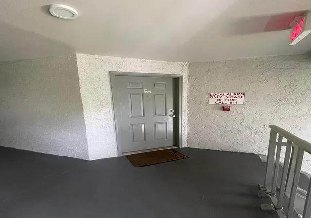 2nd image of 1401 Village Blvd #136, West Palm Beach, FL 33409 | MLS# R11053385