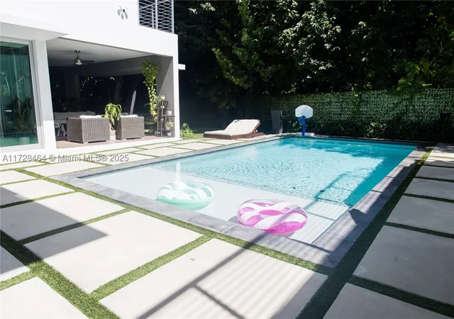 2nd image of 6790 Sw 72 Street, South Miami, FL 33143 | MLS# A11728464